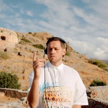 Τι μουσική ακούει ο Cj Jeff;