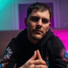 Τι μουσική ακούει ο Lefty;