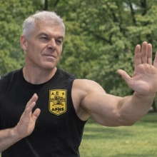 Η απάτη με το «τάι-τσι»