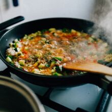 9 «αλήθειες» υγιεινής μαγειρικής που ήρθε η ώρα να ξεχάσεις 