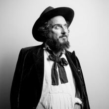 Vinicio Capossela: Ο Μάρκος Βαμβακάρης θα με συγκινεί πολύ περισσότερο από οποιονδήποτε αλγόριθμο