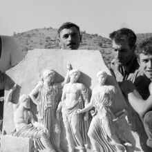 Στα Φιλιατρά παρουσιάζεται η έκθεση «Η Ελλάδα μέσα από τον φακό του Νικόλαου Τομπάζη», με υλικό από τα φωτογραφικά αρχεία του Μουσείου Μπενάκη.