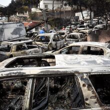 Φωτιά στο Μάτι: Στον Άρειο Πάγο οι συγγενείς θυμάτων και εγκαυματιών για τον ομαδικό τάφο στη Νέα Μάκρη