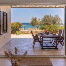 Syros Luxury