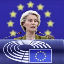 Ούρσουλα φον ντερ Λάιεν: Παρέμβαση της Προέδρου της Κομισιόν για τη μεταναστευτική κρίση στην Ισπανία - Χαρακτήρισε απαράδεκτες τις εικόνες από τη Θέουτα