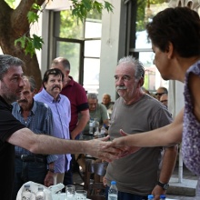 Νίκος Ανδρουλάκης με κατοίκους στη Βοιωτία
