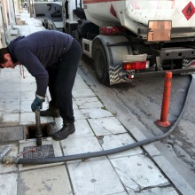 Άτομο βάζει σε πολυκατοικία πετρέλαιο θέρμανσης
