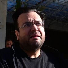 Λιποθύμησε στη ΓΑΔΑ ο Φίλιππος Καμπούρης – Μεταφέρεται στο «Γεννηματάς»
