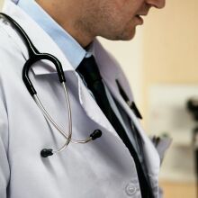 Προφυλακίστηκε ο γυναικολόγος - Αρνείται τα εκατοντάδες αρχεία παιδικής πορνογραφίας