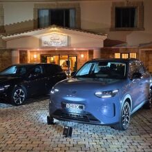 Παρουσιάστηκαν τα ολοκαίνουρια Leapmotor B03X και Β05