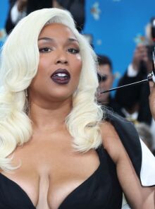 Η σταρ της ποπ Lizzo αποκάλυψε ότι χρησιμοποίησε το Ozempic και άλλα δημοφιλή φάρμακα για την απώλεια βάρους, αν και αρχικά διέψευδε τις φήμες