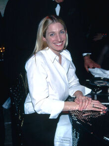 Η Καρολίν Μπεσέτ ενοχλούνταν από τη «τέλεια» Γκουίνεθ Πάλτροου