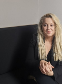 Κακοποίηση ζώων και ανθρώπων: Η Έλενα Συρμαλή (ΚΕΜΕΑ) αναλύει το προφίλ των δραστών.