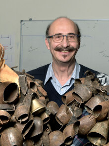 Λεσβιακές Απόκριες: Οι Κουδουνάτοι και τα παγανιστικά έθιμά τους