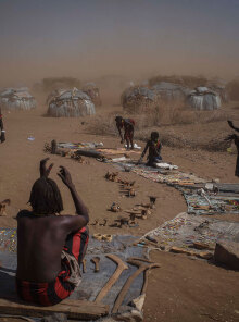 Μάρω Κουρή, «Θηλυκός Ζορμπάς – Γυναίκες του Κόσμου»