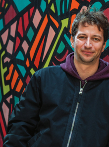 Ο street artist Σωτήρης Φωκέας aka Soteur