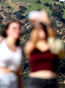 Χόλιγουντ και πολιτική ορθότητα: Τα καινούργια ρούχα του αυτοκράτορα 