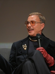 Λάκης Γαβαλάς