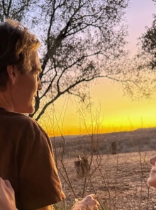 Οι τελευταίες ημέρες του Τζέιμς Βαν Ντερ Μπικ μέσα από φωτογραφίες των φίλων του