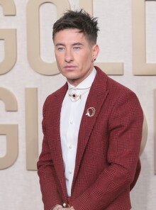 Ο Μπάρι Κίογκαν σπάει τη σιωπή του για τις φήμες ότι απάτησε την Σαμπρίνα Κάρπεντερ