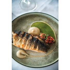 Λάμπρος: Eκλεκτή ψαροφαγία στην Αθηναϊκή Ριβιέρα