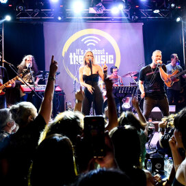 It’s All About The Music Band: Christmas Live & Party στο Κύτταρο