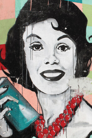 Athens Voice 977 - Χριστίνα Δράκου