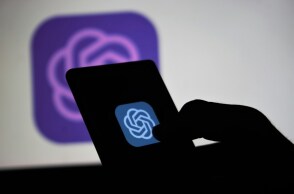 Τι στο καλό συμβαίνει με την Open-AI;