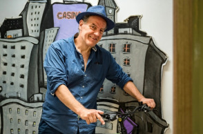 Ο Δημήτρης Φύσσας «αποσύρεται» για να πεθάνει