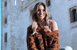 Αθηνά Οικονομάκου: Διαψεύδει τα περί εξώδικου από τον Φίλιππο Μιχόπουλο