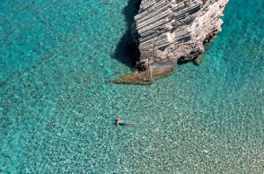 Το λεύκωμα «Greek Islands» του Χρύσανθου Πανά (εκδόσεις Assouline)