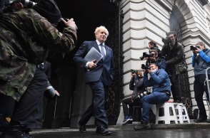 Μπόρις Τζόνσον: Οι πρώτες αντιδράσεις για την παραίτηση