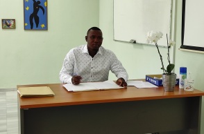  Από άστεγος ασυνόδευτος, πτυχιούχος του Πανεπιστημίου Ιωαννίνων - Η διαδρομή του Αμαντού, μέντορα της Ειδικής Γραμματείας Ασυνόδευτων Ανηλίκων