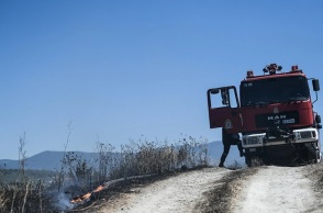 Φωτιά τώρα στη Βόρεια Εύβοια