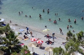 Οι προορισμοί κοντά στην Αθήνα που κερδίζουν τη «μάχη» για αποδράσεις