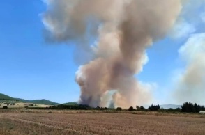 Μεγάλη πυρκαγιά στον Έβρο - Εκκενώνονται τα Παιδικά Χωριά SOS
