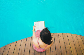 22 βιβλία ξένης λογοτεχνίας για το καλοκαίρι