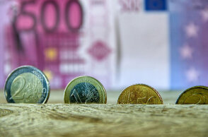 Ο πληθωρισμός πιέζει τις οικονομίες στην Ευρώπη