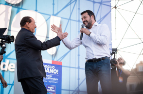 Ο Σίλβιο Μπερλουσκόνι και ο Ματέο Σαλβίνι