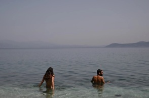 Καιρός αύριο: Αίθριος με τη θερμοκρασία μέχρι τους 36 βαθμούς