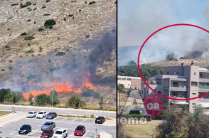 Κοντά σε σπίτια και αυτοκίνητο έφθασε η φωτιά στη Χαλκίδα