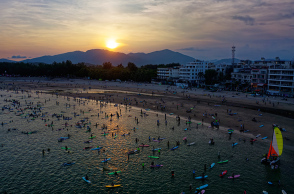 Πάνω από 80.000 τουρίστες εγκλωβισμένοι στη «Χαβάη της Κίνας» λόγω lockdown