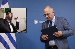 Ο κυβερνητικός εκπρόσωπος Γιάννης Οικονόμου και ο πρόεδρος του ΠΑΣΟΚ - ΚΙΝΑΛ Νίκος Ανδρουλάκης