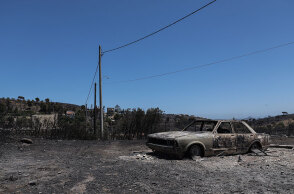 Καταστροφές από τη φωτιά στην Πεντέλη