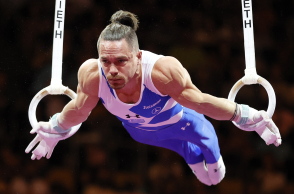 Ο Λευτέρης Πετρούνιας 