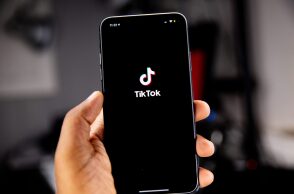 «Το TikTok μοιάζει με κοκαΐνη»: Πρόκειται για «χείμαρρο» που μπορεί να καταστρέψει το internet