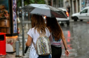 Άστατος ο καιρός το σαββατοκύριακο με βροχές και καταιγίδες