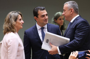 Ο υπουργός Ενέργειας και Περιβάλλοντος Κώστας Σκρέκας στην έκτακτη συνεδρίαση των υπουργών Ενέργειας της Ευρωπαϊκής Ένωσης