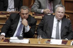 Αποκάλυψη για δεκάδες παρακολουθήσεις πολιτικών επί ΣΥΡΙΖΑ- Καμμένος και Κοτζιάς στη λίστα