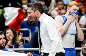 Όταν ο Ποτσέκο χόρευε στο παρκέ με ροζ μαλλί (video)